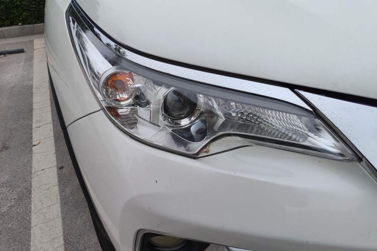 Used Toyota Fortuner 2016 2.7L Middle East Version Right Front Headlight