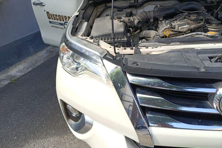 Used Toyota Fortuner 2016 2.7L Middle East Version Right Front Headlight
