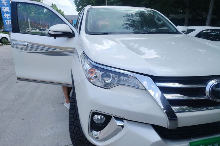 Used Toyota Fortuner 2016 2.7L Middle East Version Right Front Headlight
