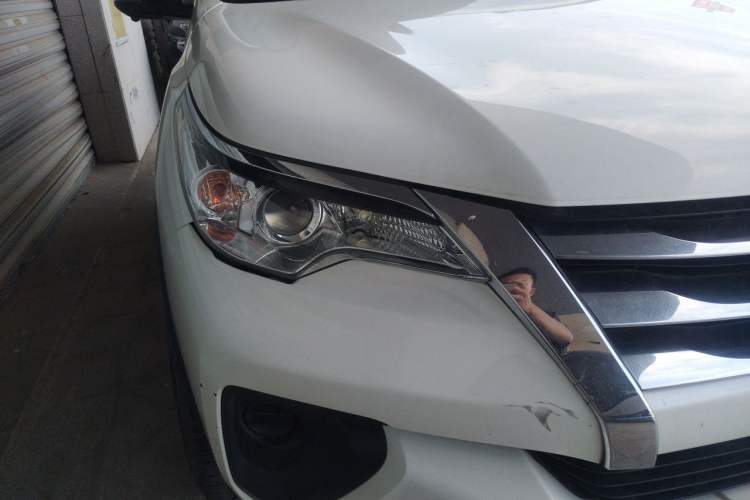 Used Toyota Fortuner 2016 2.7L Middle East Version Right Front Headlight