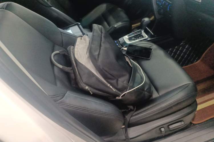 Used Toyota Fortuner 2016 2.7L Middle East Version Right Front Seat