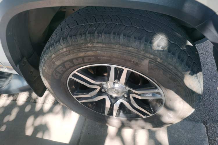 Used Toyota Fortuner 2016 2.7L Middle East Version Right Front Wheel Hub
