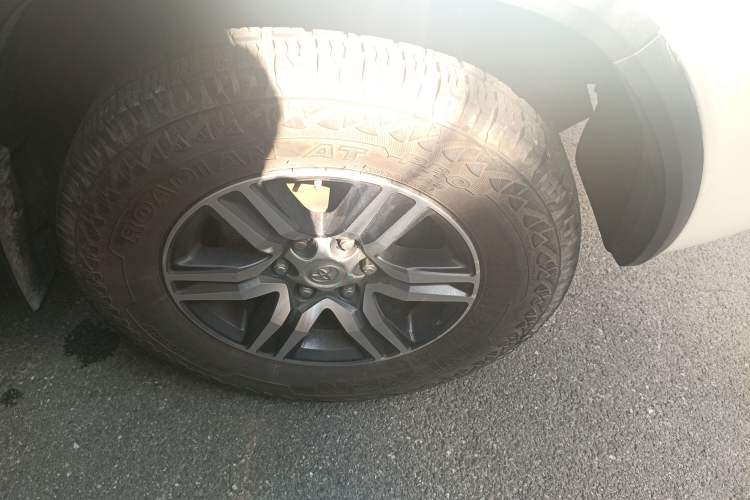 Used Toyota Fortuner 2016 2.7L Middle East Version Right Front Wheel Hub