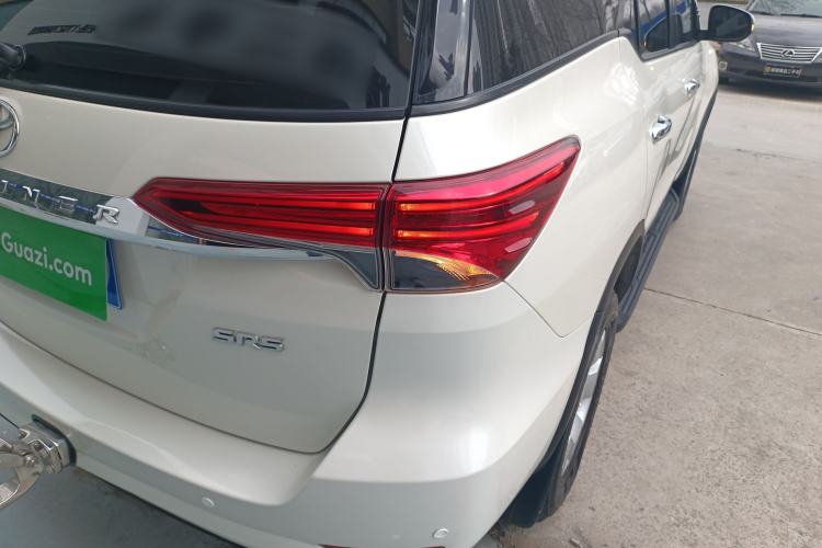 Used Toyota Fortuner 2016 2.7L Middle East Version Right Rear Taillight