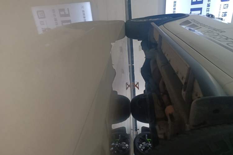 Used Toyota Fortuner 2016 2.7L Middle East Version Right Side Sill
