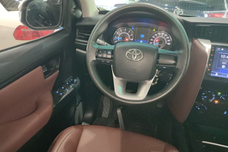 Used Toyota Fortuner 2016 2.7L Middle East Version Steering Wheel