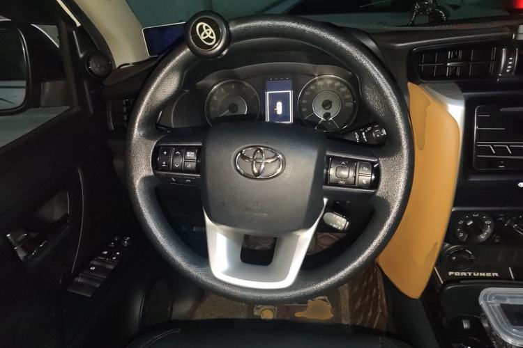 Used Toyota Fortuner 2016 2.7L Middle East Version Steering Wheel