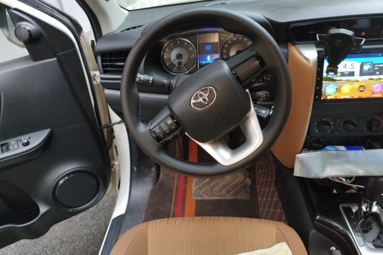 Used Toyota Fortuner 2016 2.7L Middle East Version Steering Wheel