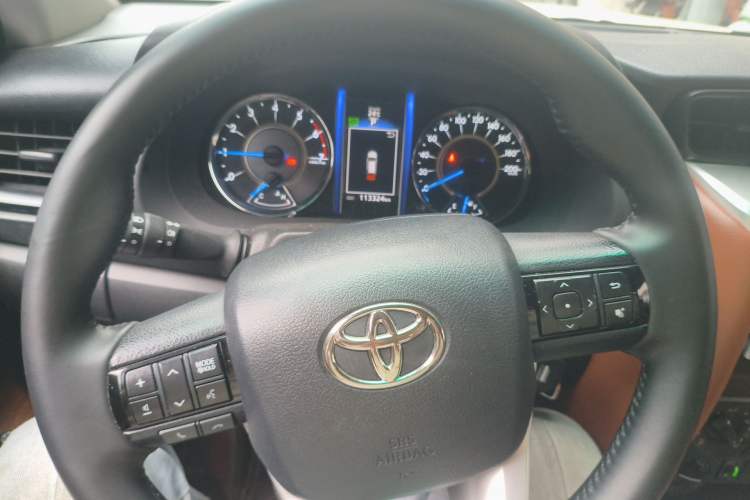Used Toyota Fortuner 2016 2.7L Middle East Version Steering Wheel