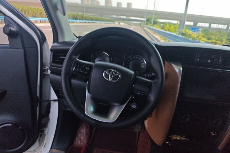 Used Toyota Fortuner 2016 2.7L Middle East Version Steering Wheel