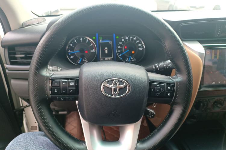 Used Toyota Fortuner 2016 2.7L Middle East Version Steering Wheel