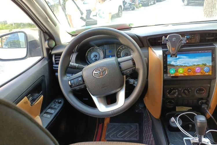 Used Toyota Fortuner 2016 2.7L Middle East Version Steering Wheel