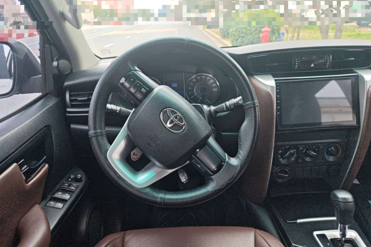 Used Toyota Fortuner 2016 2.7L Middle East Version Steering Wheel