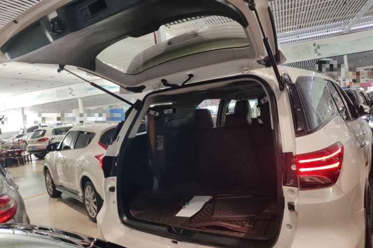 Used Toyota Fortuner 2016 2.7L Middle East Version Trunk