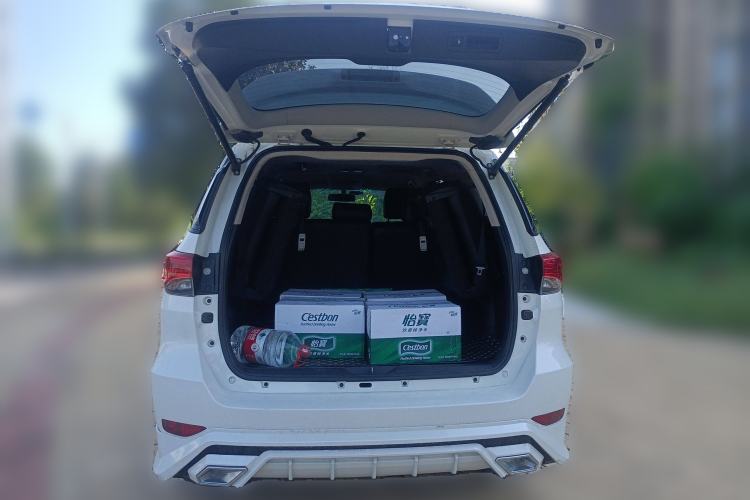Used Toyota Fortuner 2016 2.7L Middle East Version Trunk