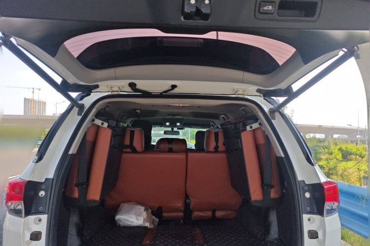 Used Toyota Fortuner 2016 2.7L Middle East Version Trunk