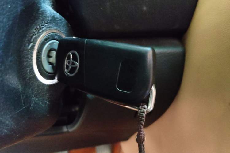 Used Toyota Fortuner 2016 2.7L Middle East Version Vehicle Key