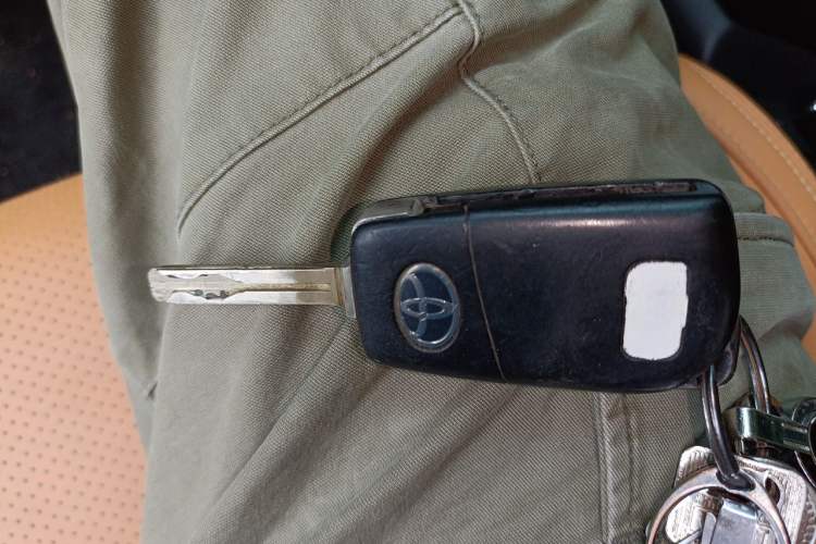 Used Toyota Fortuner 2016 2.7L Middle East Version Vehicle Key