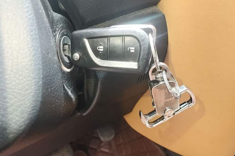 Used Toyota Fortuner 2016 2.7L Middle East Version Vehicle Key