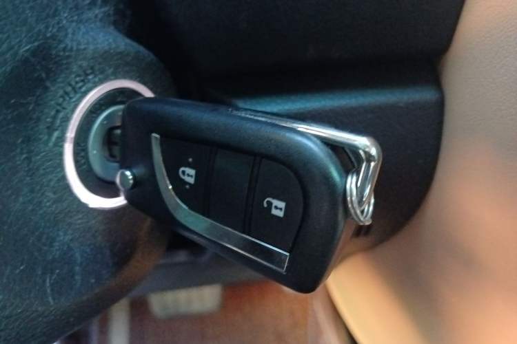 Used Toyota Fortuner 2016 2.7L Middle East Version Vehicle Key
