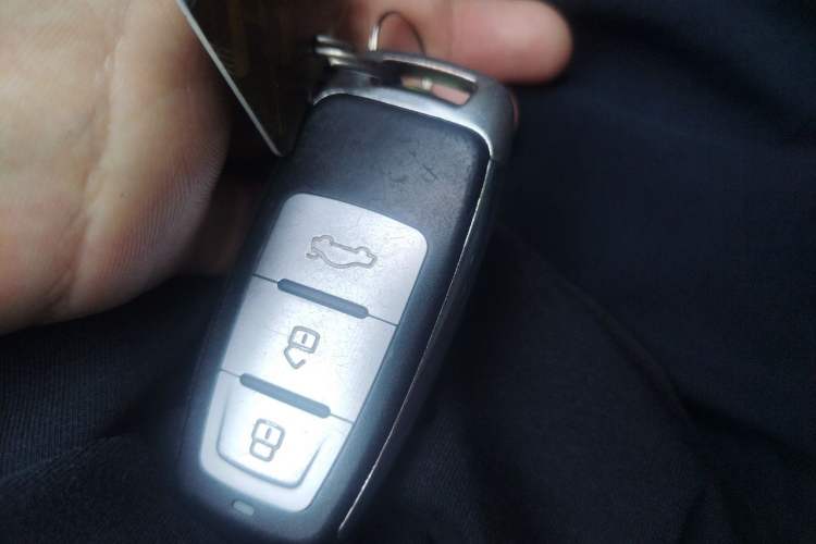 Used Toyota Fortuner 2016 2.7L Middle East Version Vehicle Key