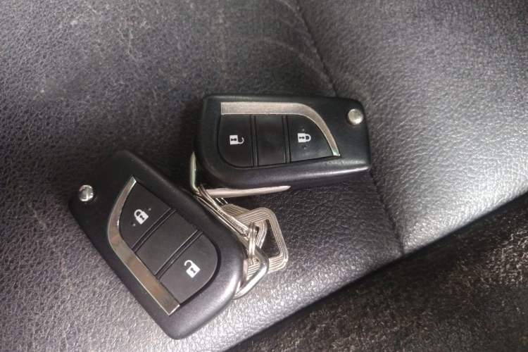 Used Toyota Fortuner 2016 2.7L Middle East Version Vehicle Key