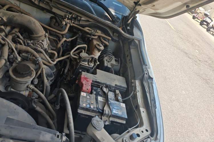 Used Toyota Fortuner  Engine Bay Left