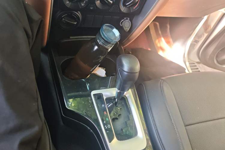 Used Toyota Fortuner  Gear Lever