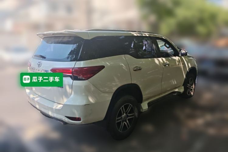 Used Toyota Fortuner  Rear Right 45 Deg