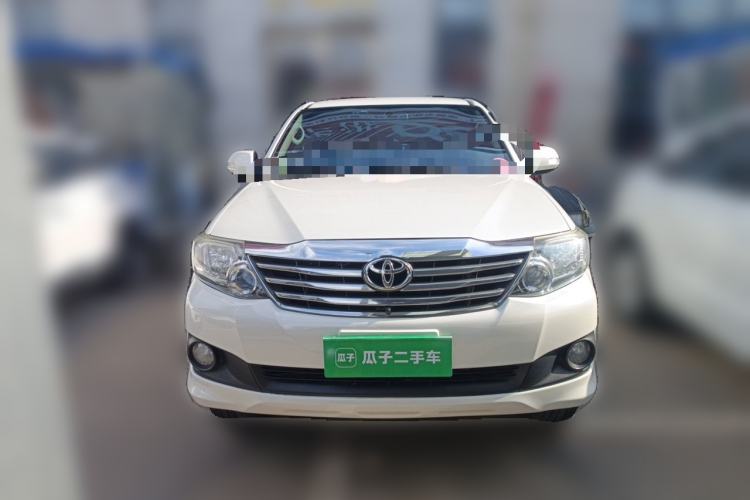 Used Toyota Fortuner  Front