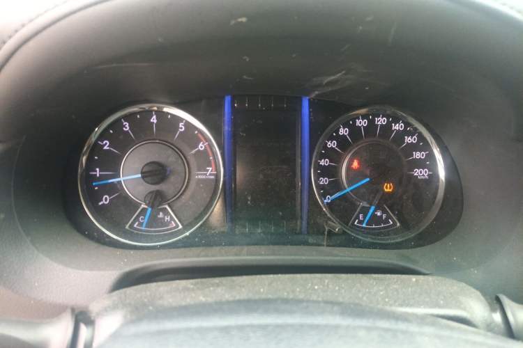 Used Toyota Fortuner  Instrument Cluster