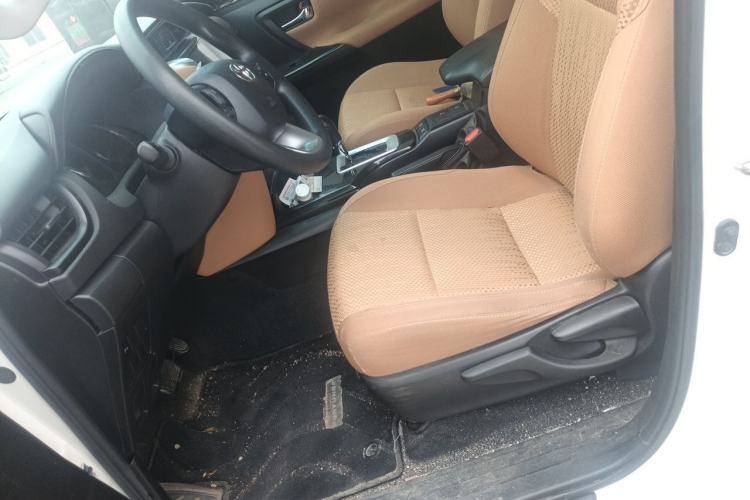 Used Toyota Fortuner  Left Front Seat