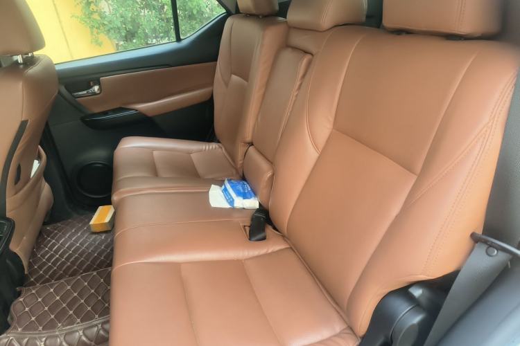 Used Toyota Fortuner  Left Rear Seat