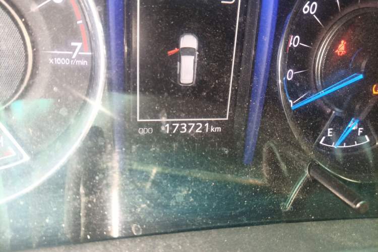 Used Toyota Fortuner  Odometer Close Up