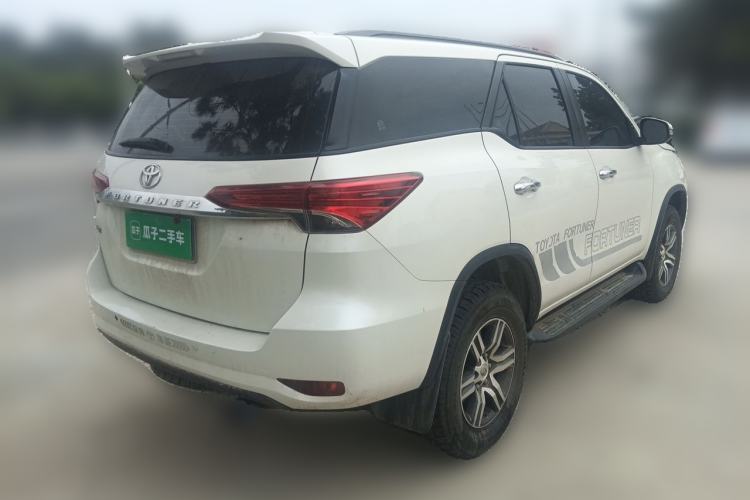 Used Toyota Fortuner  Rear Right 45 Deg