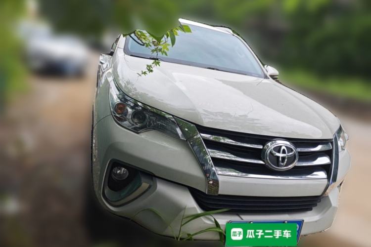 Used Toyota Fortuner  Front Right 45 Deg