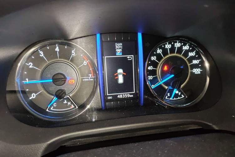 Used Toyota Fortuner  Instrument Cluster