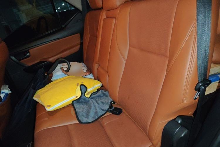Used Toyota Fortuner  Left Rear Seat