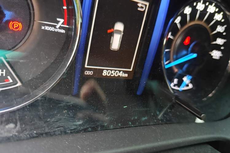 Used Toyota Fortuner  Odometer Close Up