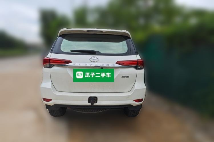 Used Toyota Fortuner  Rear