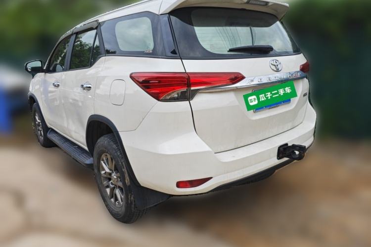 Used Toyota Fortuner  Rear Left 45 Deg