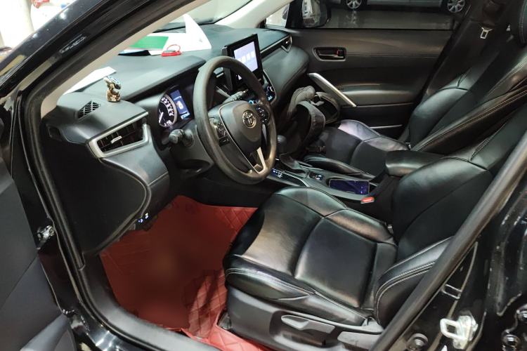 Used Toyota FRONTLANDER 2022 2.0L CVT Leading Edition Interior 3