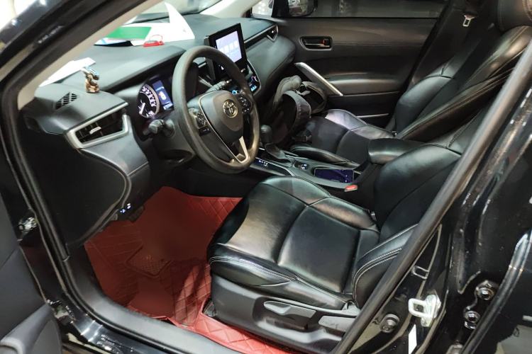 Used Toyota FRONTLANDER 2022 2.0L CVT Leading Edition Left Front Seat
