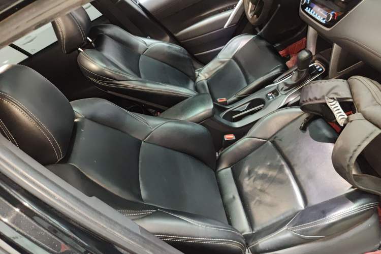 Used Toyota FRONTLANDER 2022 2.0L CVT Leading Edition Right Front Seat