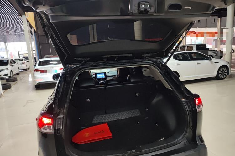 Used Toyota FRONTLANDER 2022 2.0L CVT Leading Edition Trunk