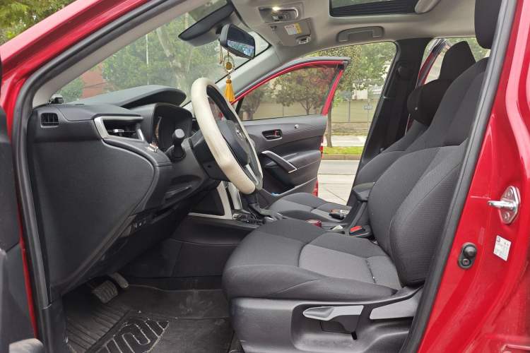 Used Toyota FRONTLANDER 2022 2.0L CVT Leading Edition Interior 2