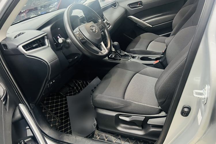 Used Toyota FRONTLANDER 2023 2.0L CVT Leading Edition Interior 1
