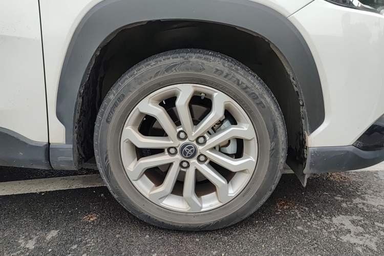 Used Toyota FRONTLANDER 2022 2.0L CVT Elite Edition Right Front Wheel Hub
