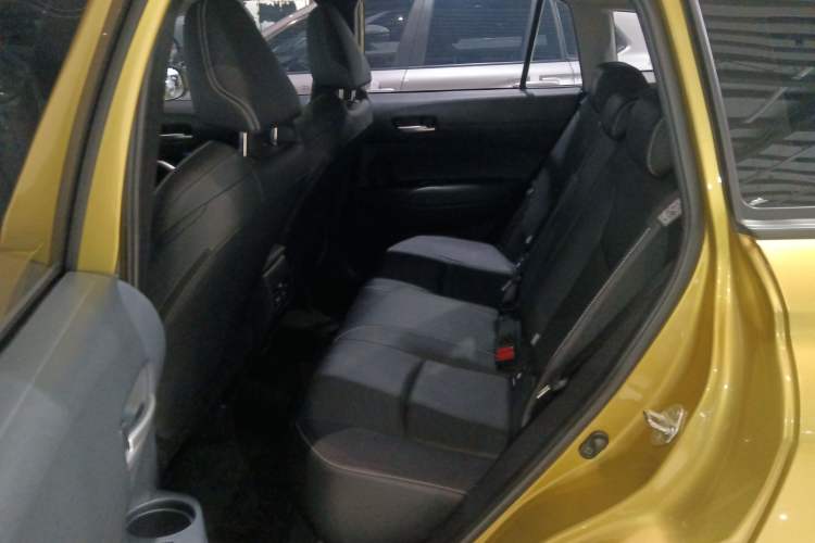 Used Toyota FRONTLANDER 2022 2.0L CVT Luxury PLUS Edition Interior 4
