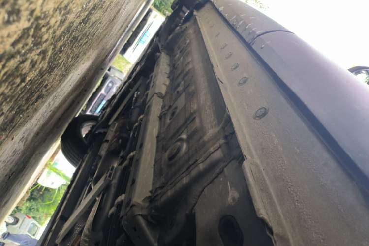 Used Toyota FRONTLANDER 2022 2.0L CVT Elite Edition Left Side Sill